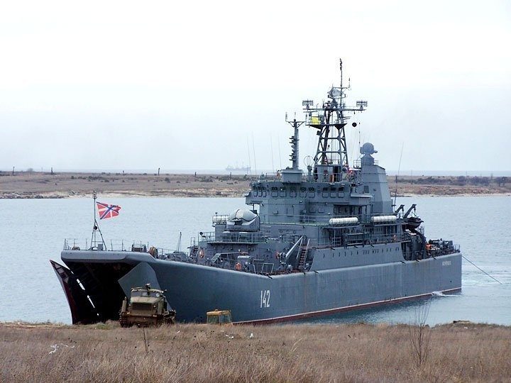 БДК «Новочеркасск» вошел в состав оперативного соединения ВМФ России в Средиземном море