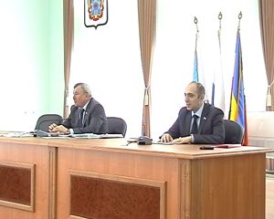 Депутаты внесли изменения в бюджет 2013