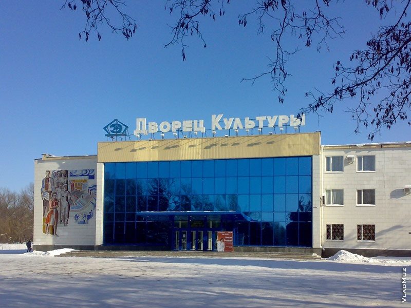 «Зимний фейерверк» вспыхнул в стенах ДК НЭВЗ
