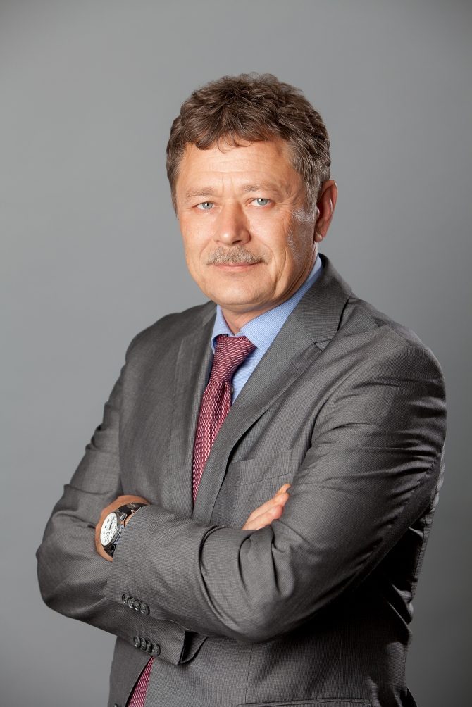 Мэр проверил ход благоустройства города