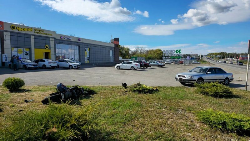 В Новочеркасске в ДТП с участием автомобиля Audi погиб 31-летний мотоциклист Yamaha