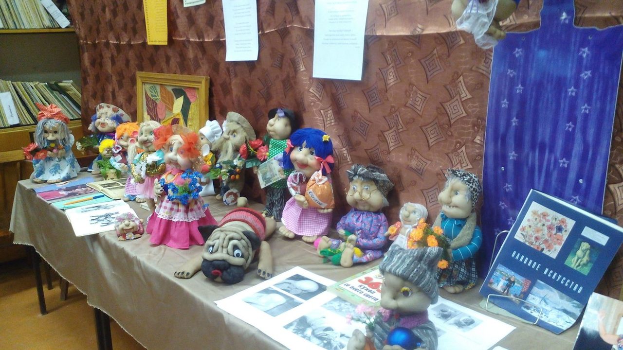 В новочеркасской библиотеке кукла предсказывает удачу