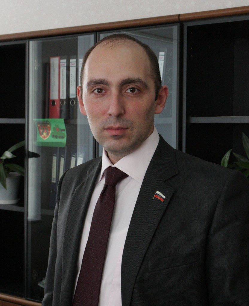 Поздравление заместителя председателя Городской Думы Андрея Карабедова