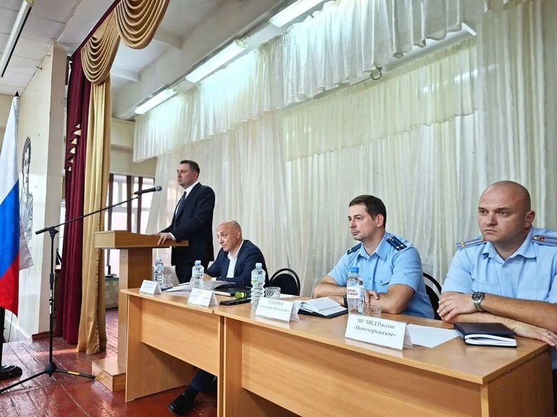 В Новочеркасске прошла третья встреча мэра с жителями города