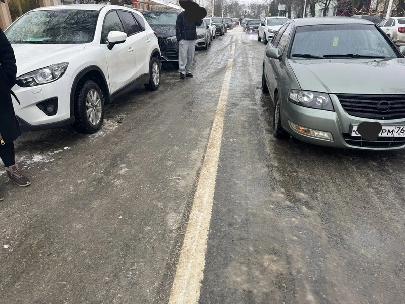 В Новочеркасске в течение дня продолжаются ДТП с участием автомобилей