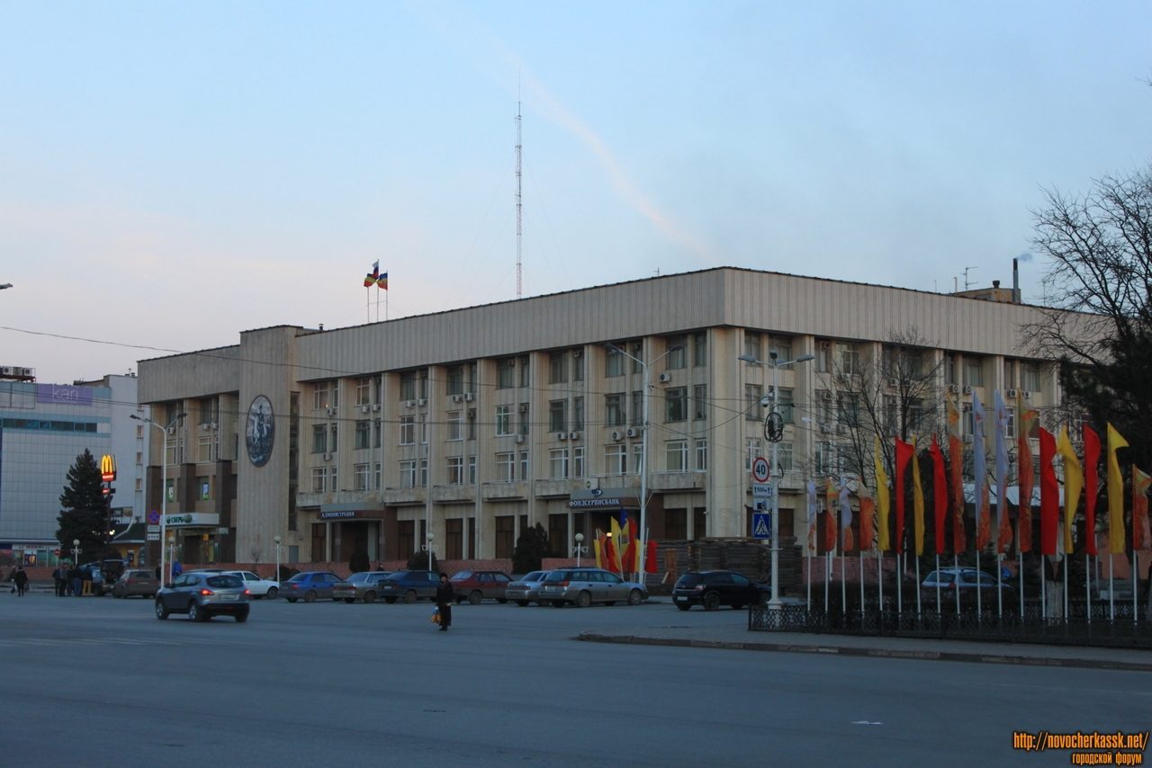 В Новочеркасске не исключают возможности сокращения служебного автопарка
