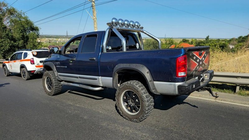 На спуске Герцена в сторону Хотунка произошло ДТП с участием Volkswagen и Dodge