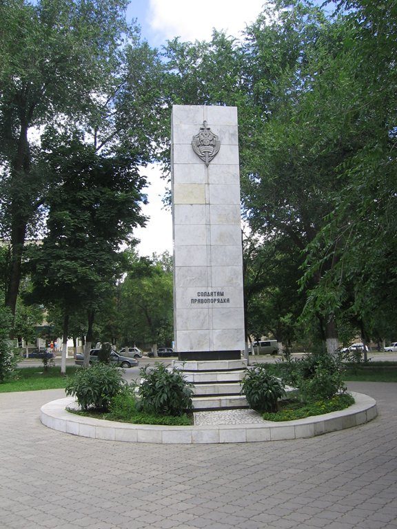 Открытие памятники солдатам правопорядка