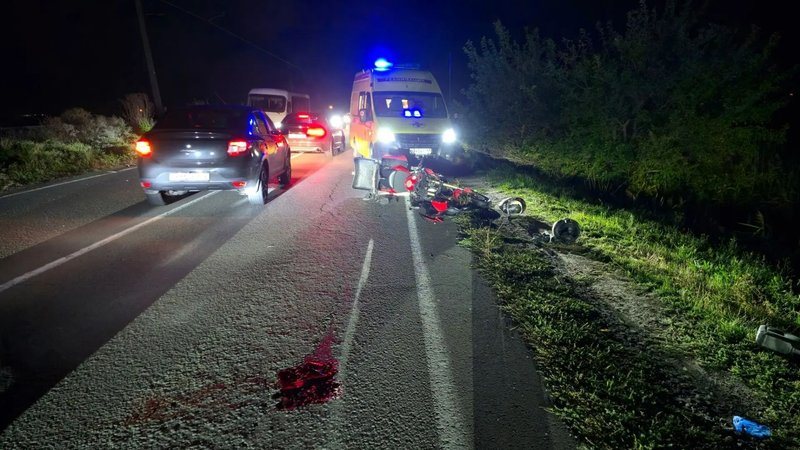 Мотоциклист и его 17-летняя пассажирка пострадали в ДТП на трассе Новочеркасск — Кривянская