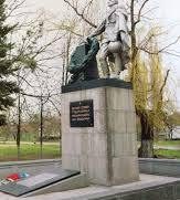 Ко Дню народного единства в Новочеркасске откроют отреставрированные памятники