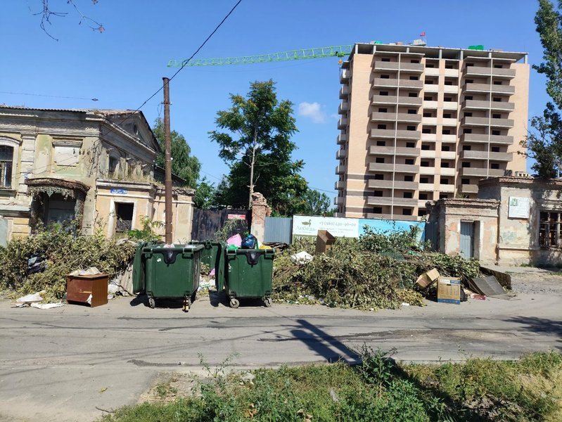 В Новочеркасске продолжают устранять последствия урагана