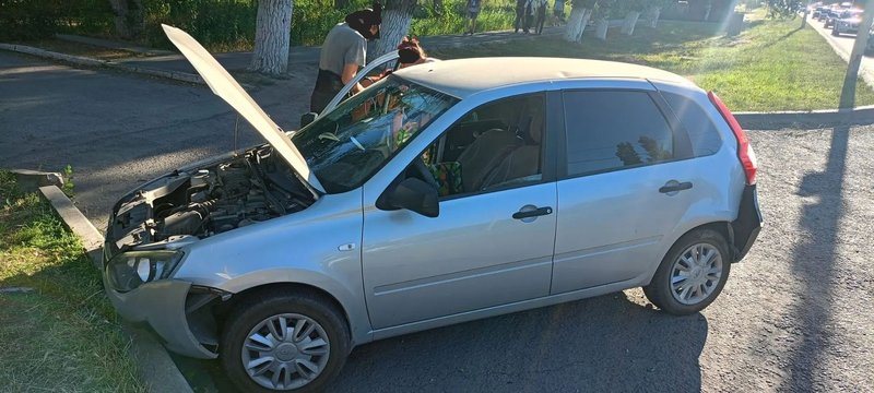 Столкновение на перекрёстке проспекта Баклановского и переулка Магнитного в Новочеркасске