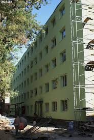 Отремонтированное общежитие в Новочеркасске снова рушится