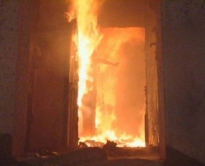 В Новочеркасске при пожаре пострадал ребенок