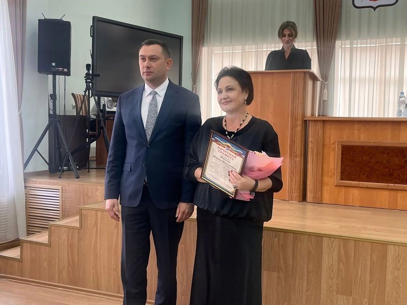 Руководители Контрольно-счётной и Общественной палат Новочеркасска получили награды