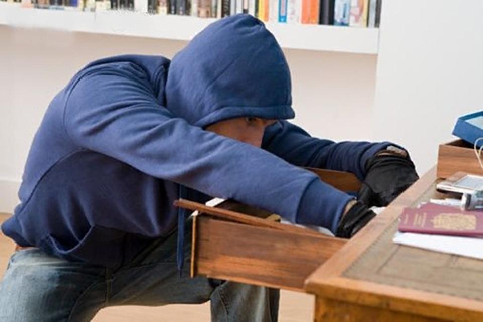 Новочеркасские полицейские раскрыли ряд преступлений в Верхнегрушевском